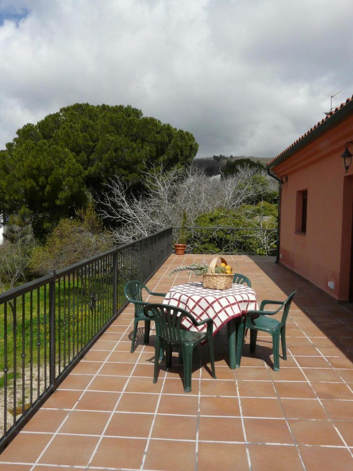 Apartamentossierradegata La Noguera Villamiel Εξωτερικό φωτογραφία