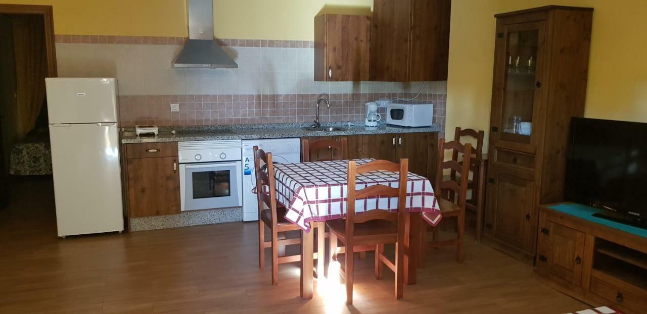 Apartamentossierradegata La Noguera Villamiel Εξωτερικό φωτογραφία